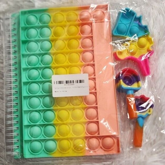 Pop It Book NEW! Pop It Cover Note Book, keychain,  2 pencil top - Picture 1 of 2